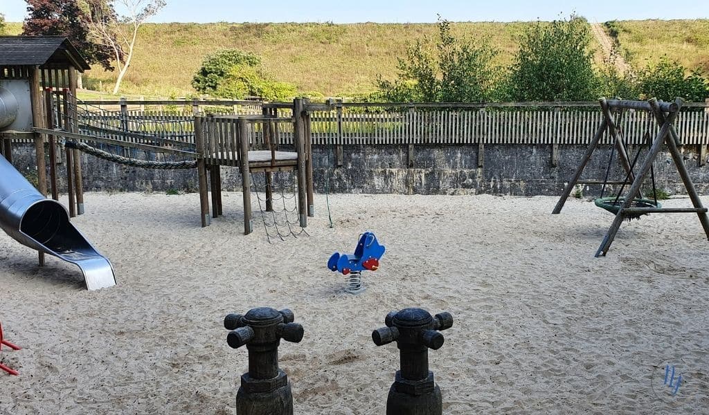 Country Parks in Northamptonshire. Northants Families