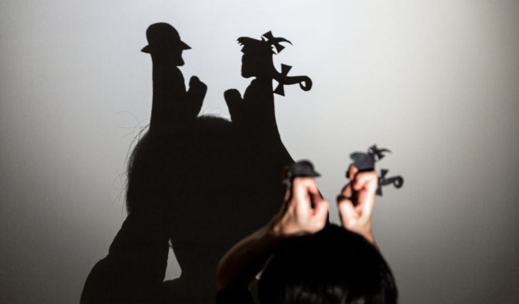 Shadow hand puppets on Northants Families