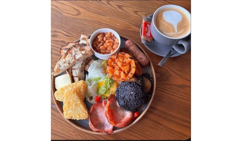 Full cooked breakfast and coffee at The Sun Inn Hardingstone